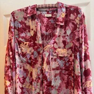Soft long sleeved floral print blouse